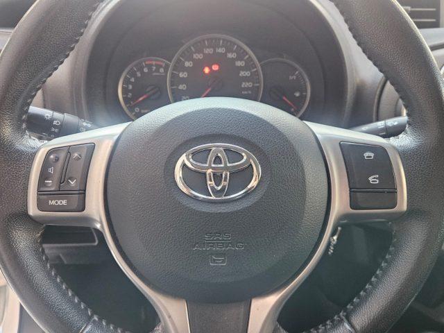 TOYOTA Yaris 1.0 5 porte Lounge gpl