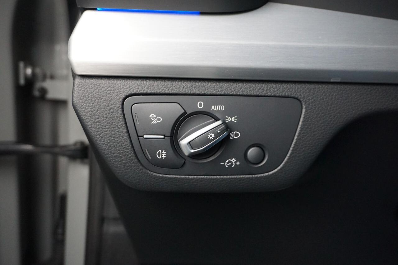 Audi Q5 SPB 40 TDI quattro S tronic S line Identity Black