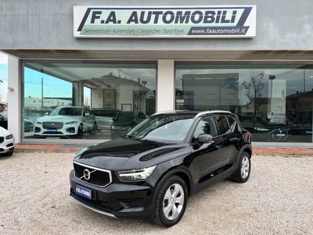 VOLVO XC40 D3 AWD Geartronic Momentum
