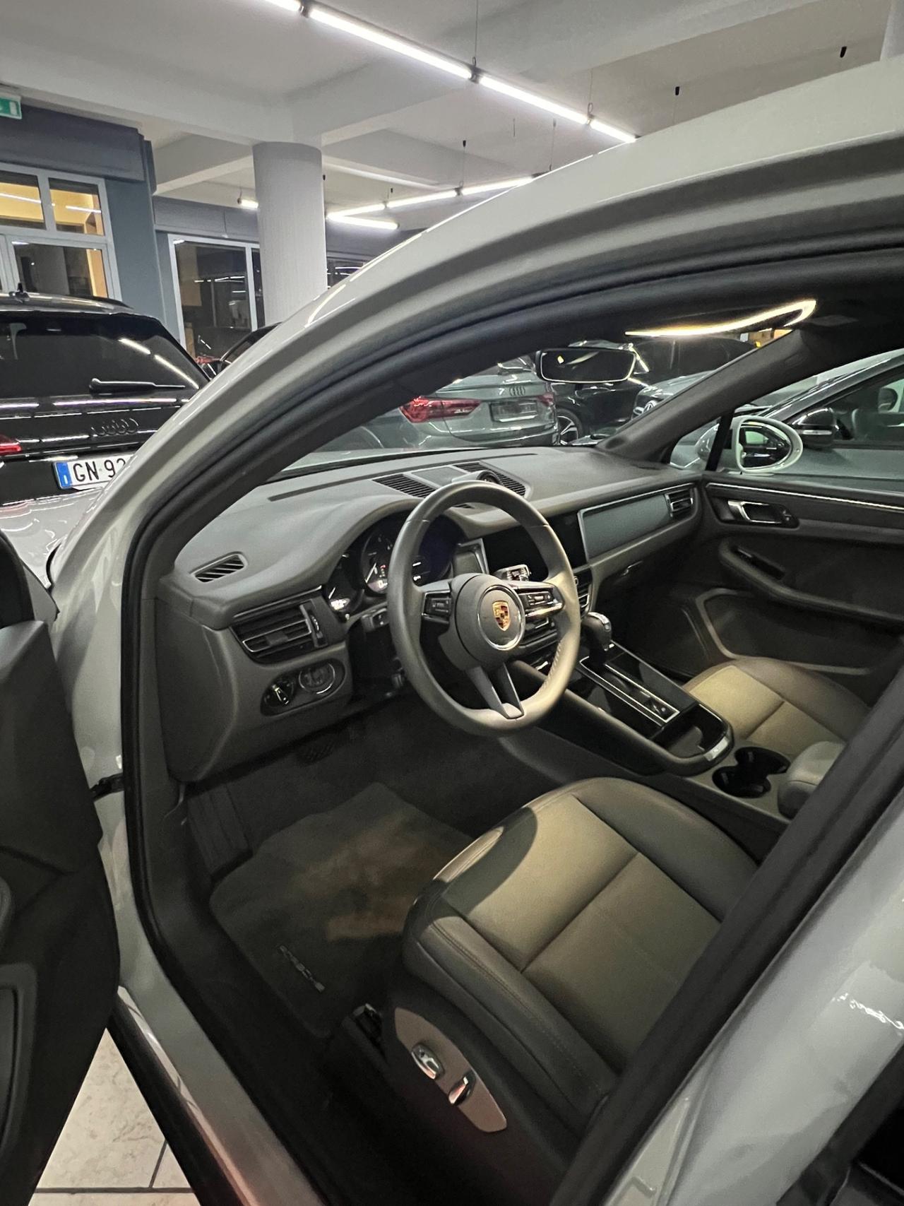 Porsche Macan 2.0 T