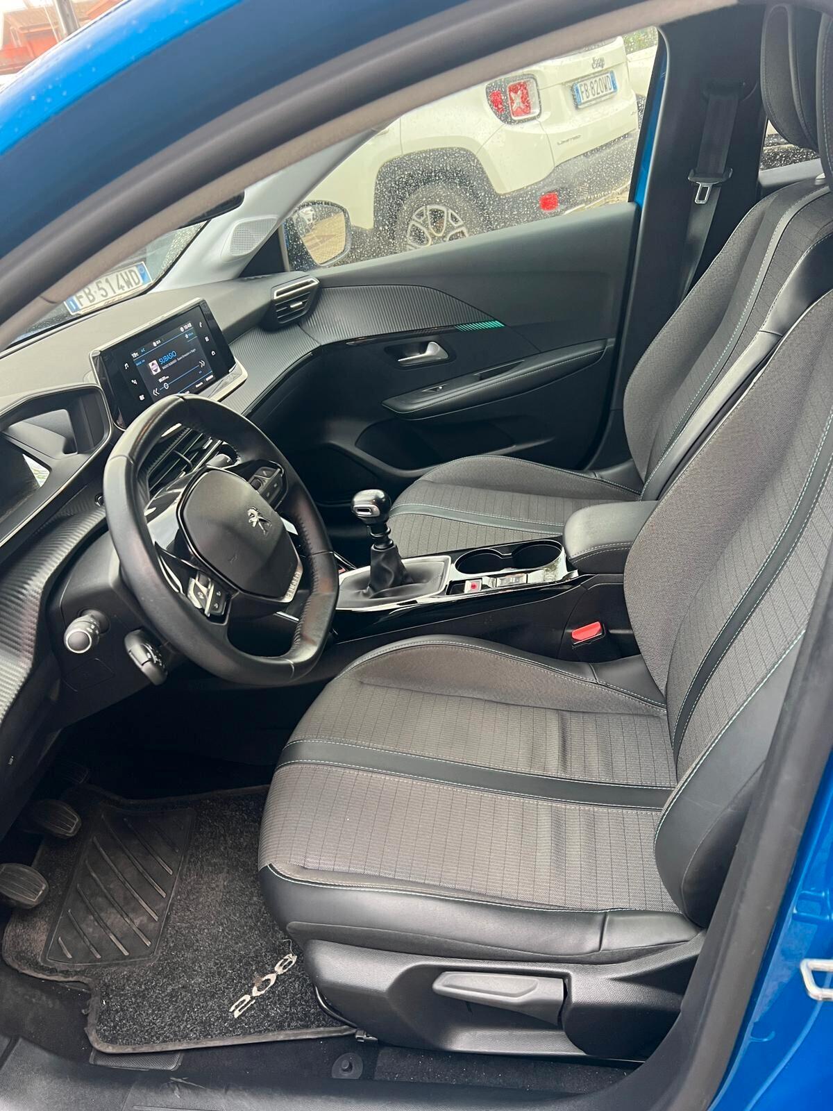 Peugeot 208 PureTech 100 Stop&Start EAT8 5 porte GT