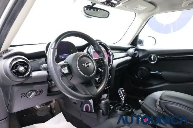 MINI Cooper 1.5 COOPER CAMDEN 5 PORTE FARI LED