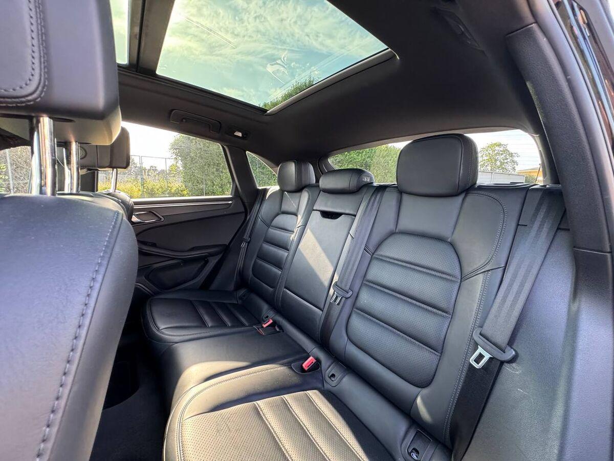Porsche Macan 2.0 245cv pdk