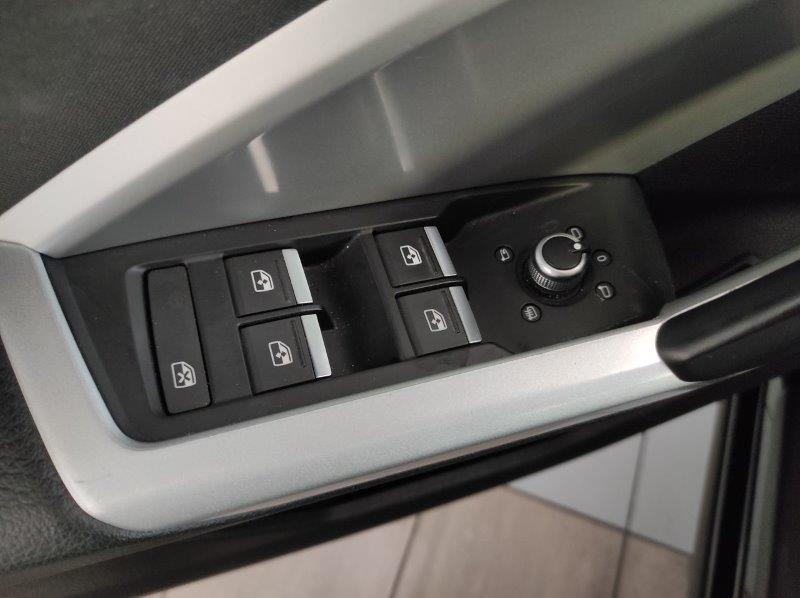 AUDI Q3 2ª serie - Q3 SPB 35 TDI quattro S tronic Business Plus