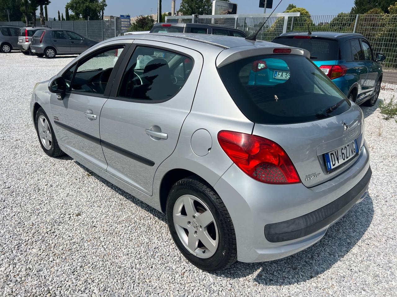 Peugeot 207 1.4 HDi 70CV 5p. XS