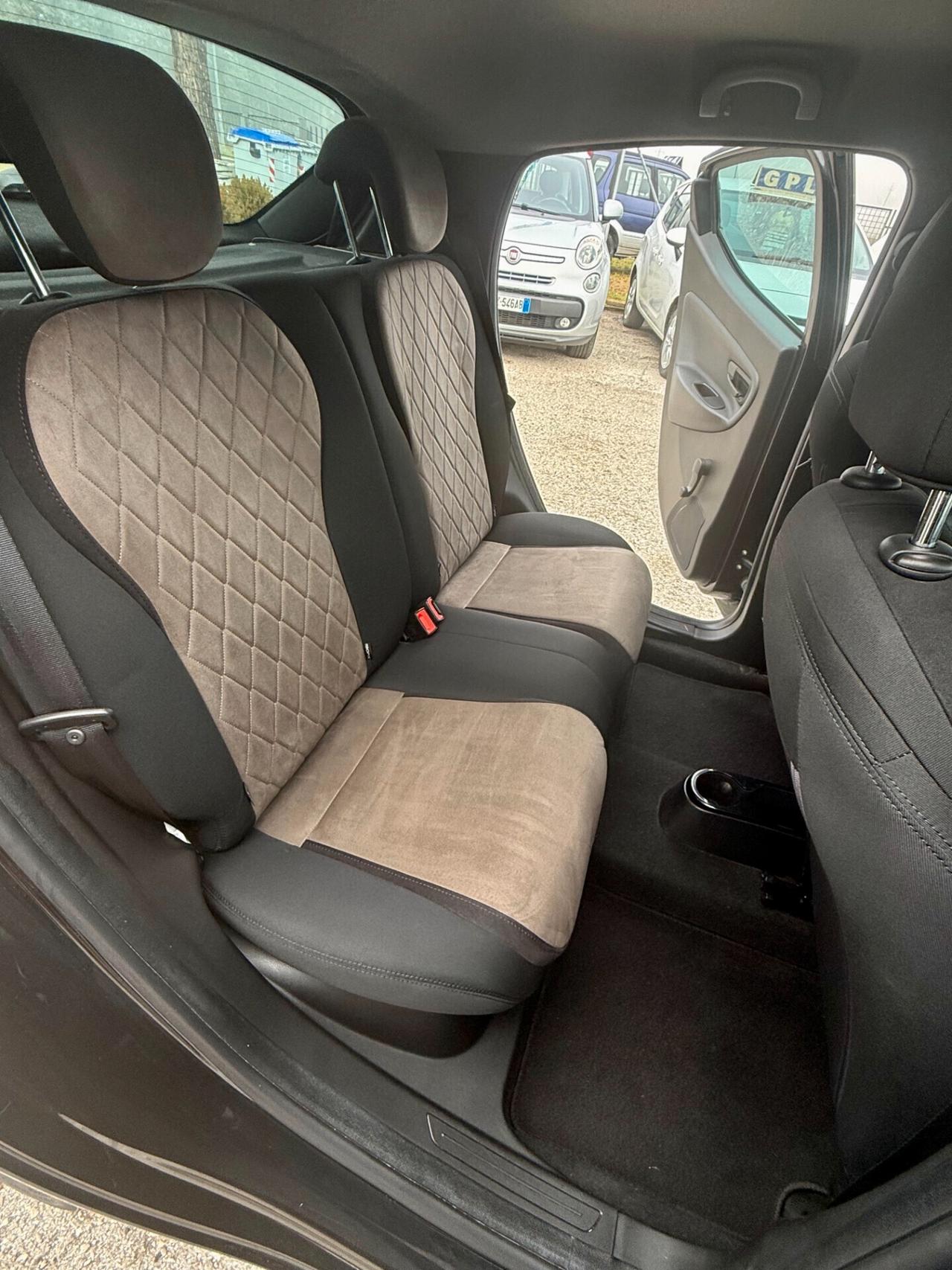 Lancia Ypsilon 1.2 69 CV Platinum 70.000 km