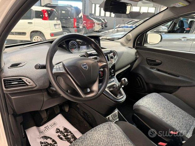 Lancia Ypsilon 1.2 69 CV S&S Elefantino Blu