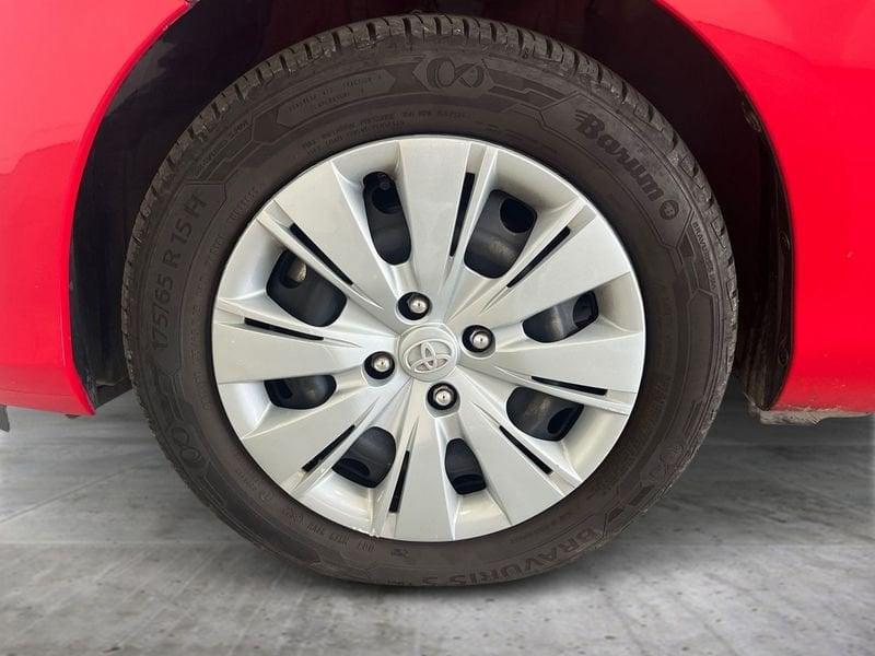 Toyota Yaris Yaris 5p 1.5h Cool my16