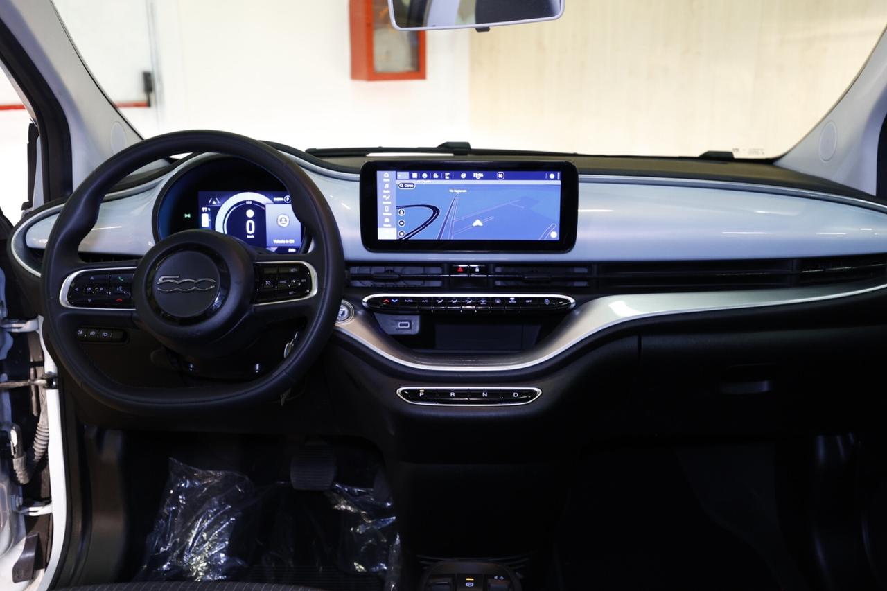 Fiat 500 500e Berlina 42 kWh Icon