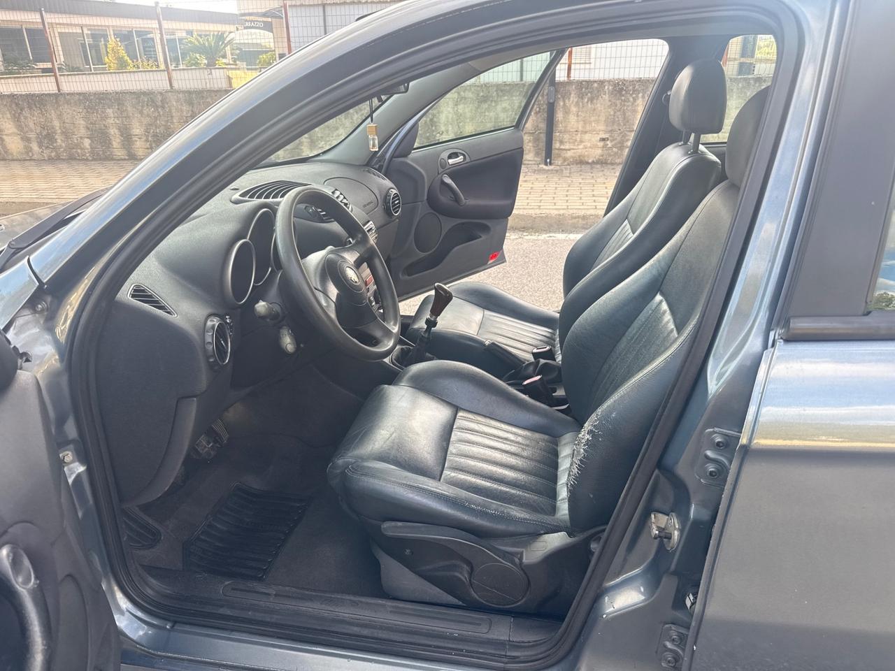 Alfa Romeo 147 1.9 JTD (115 CV)