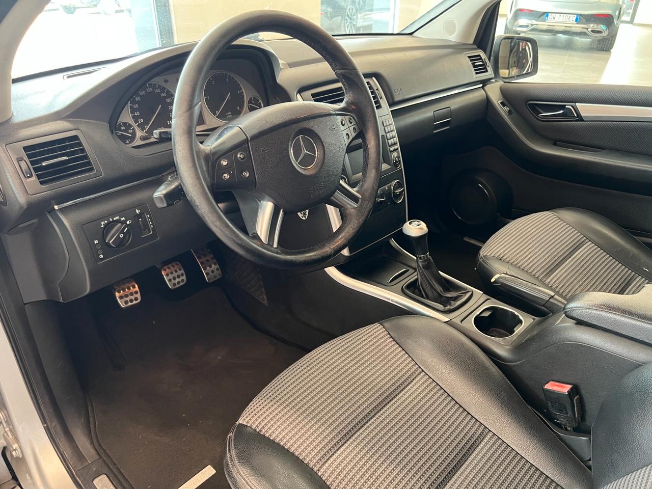 Mercedes-benz B 180 CDI