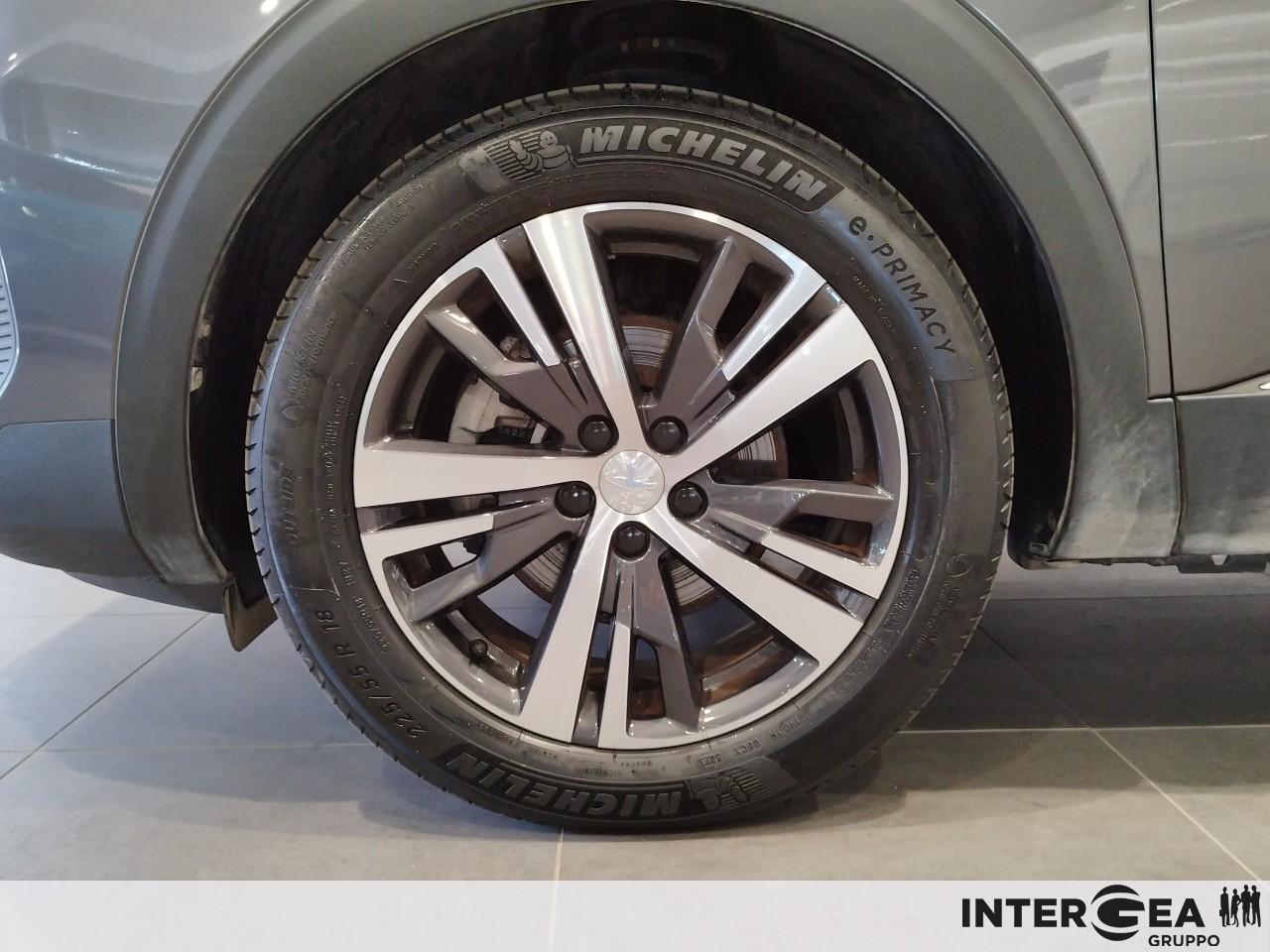 PEUGEOT 3008 1.2 puretech t Allure Pack s&s 130cv