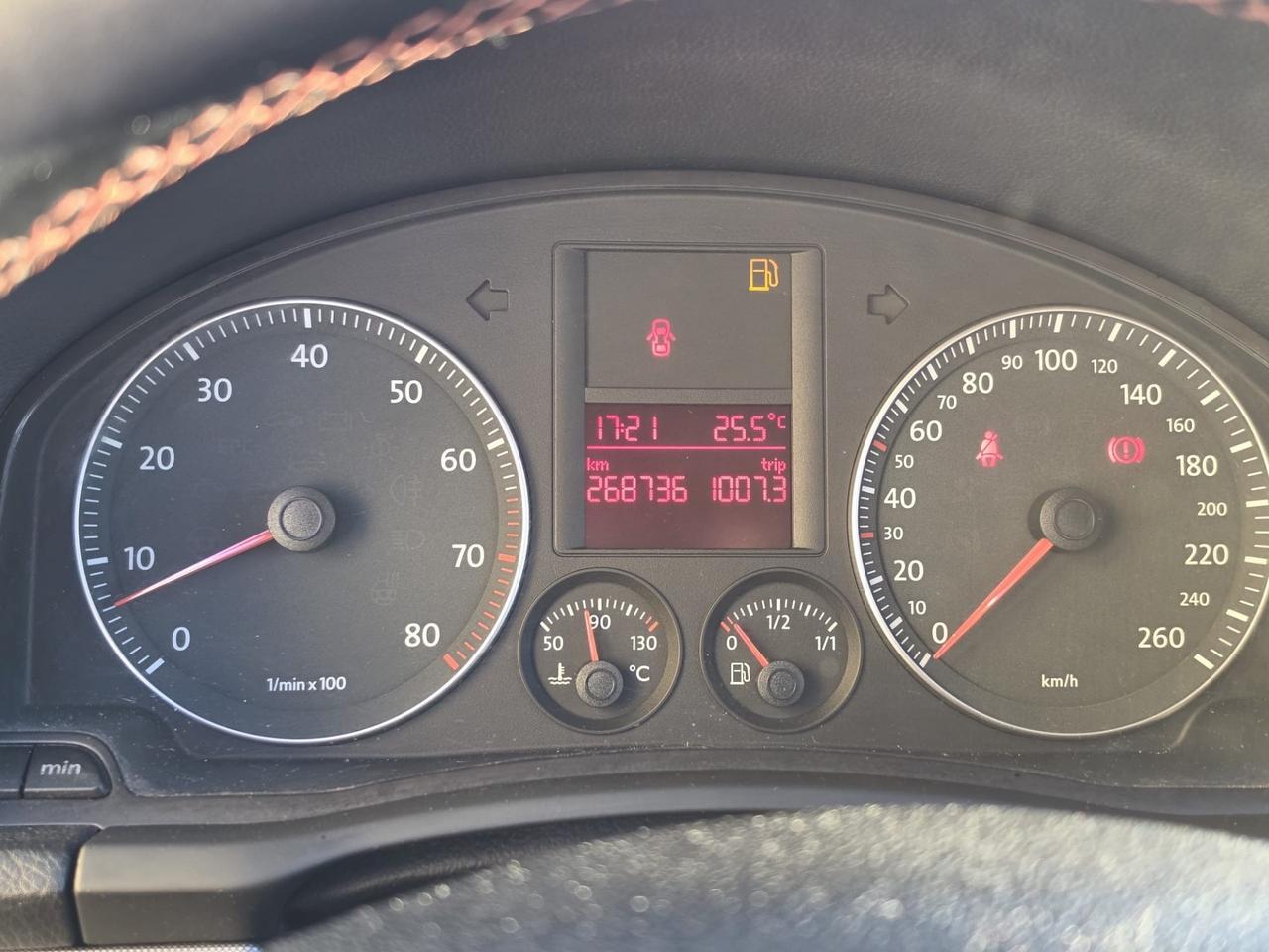 Volkswagen Golf 1.6 16V FSI 3p. Comfortline