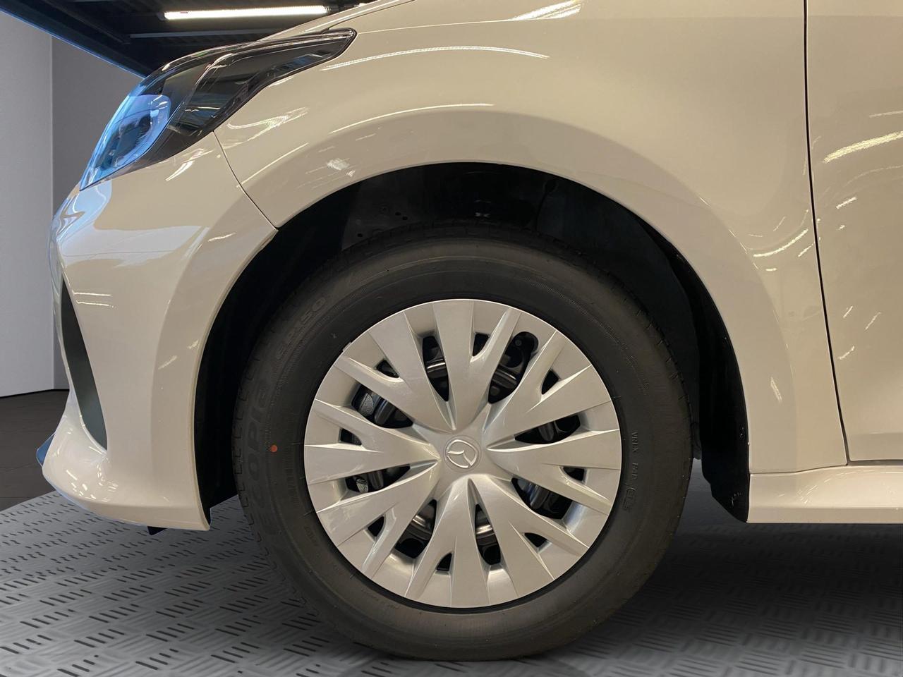 Mazda 2 1.5 vvt full hybrid electric Prime Line