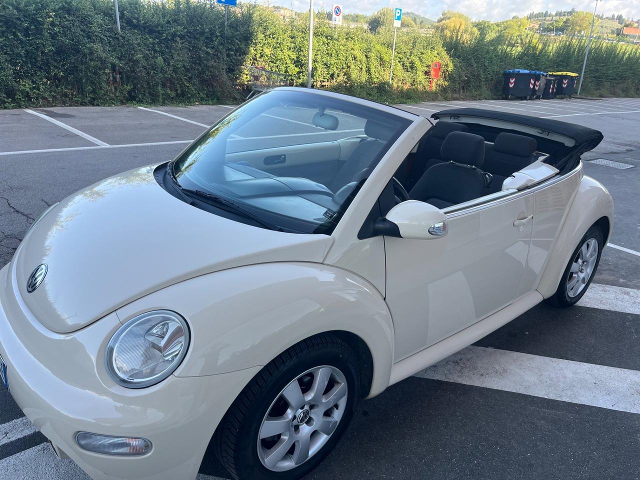 Volkswagen New Beetle 1.6 Cabrio 135.000 KM