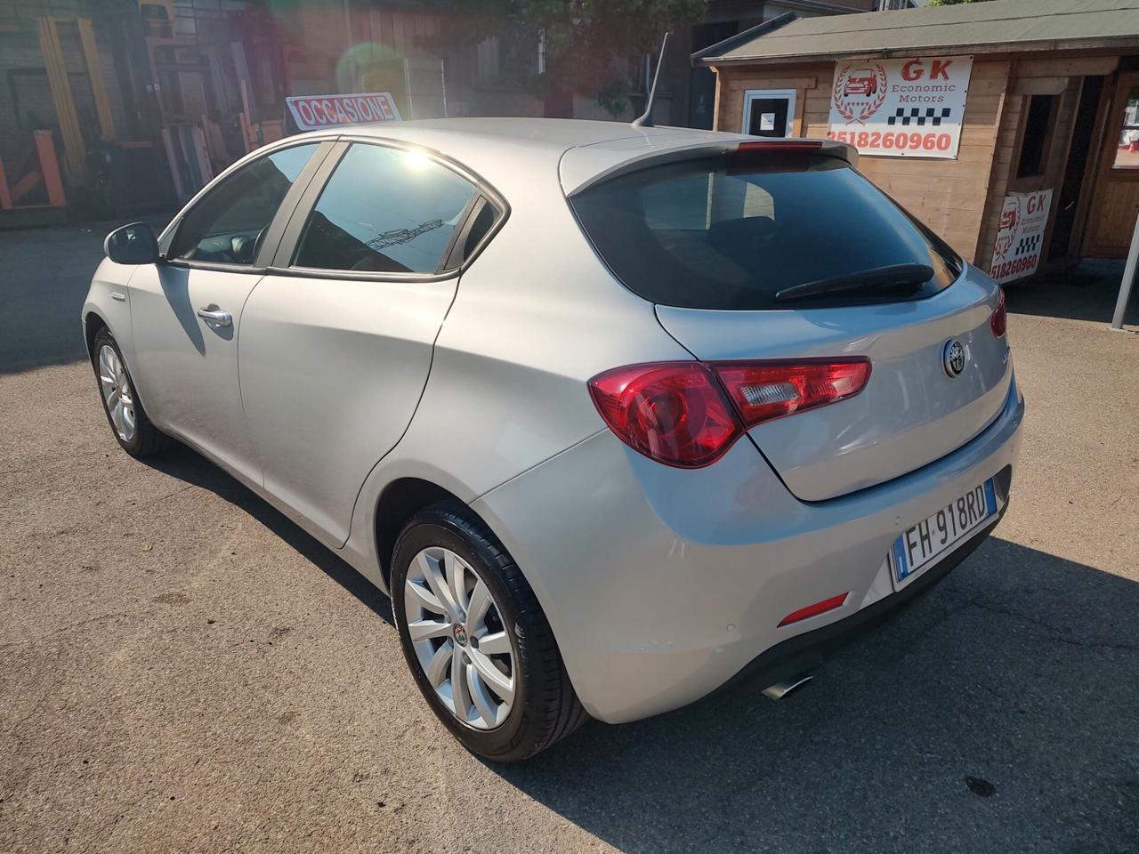 Alfa Romeo Giulietta 1.6 JTDm 120 CV Super, OK NEOPATENTATI, GARANZIA L.12 MESI