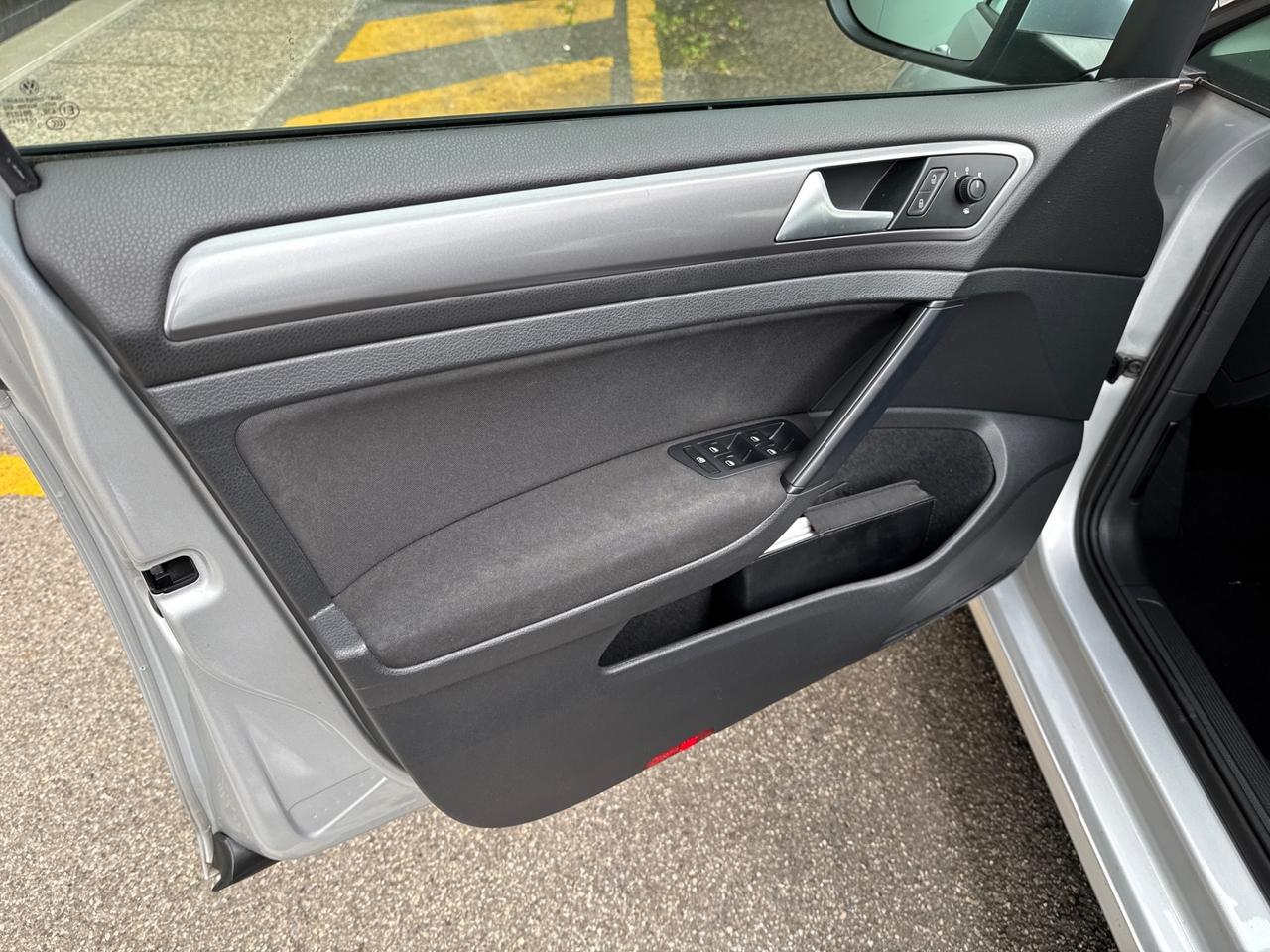 Volkswagen Golf 1.2 TSI 105 CV 5p. Trendline