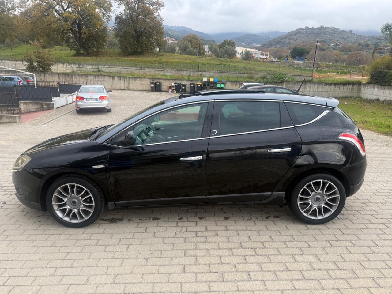 Lancia Delta 1.6 MJT DPF Platino