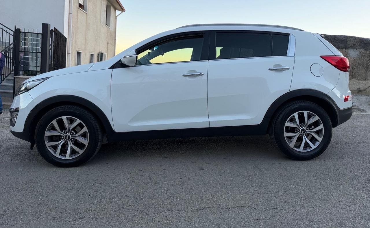 Kia Sportage 1.7 CRDI VGT 2WD high tech