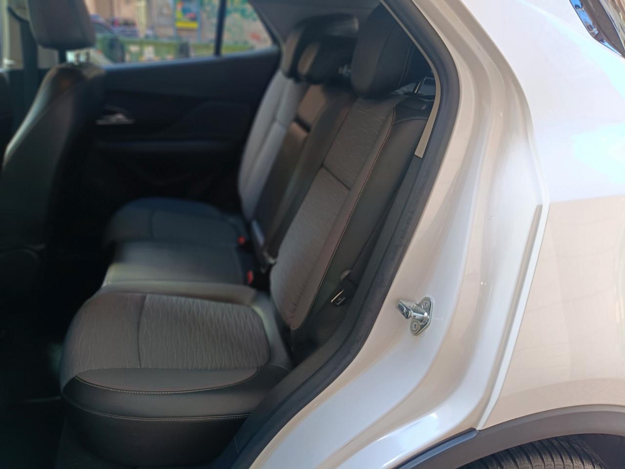 OPEL MOKKA 1.6 DIESEL 136CV-4x4-GANCIO TRAINO-Euro8690