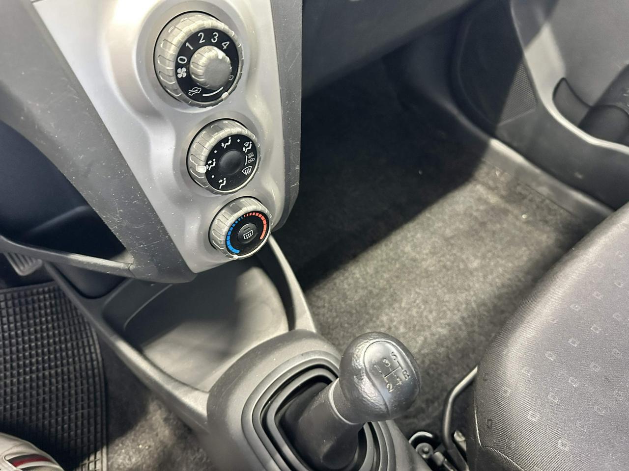 Toyota Yaris 5p 1.0
