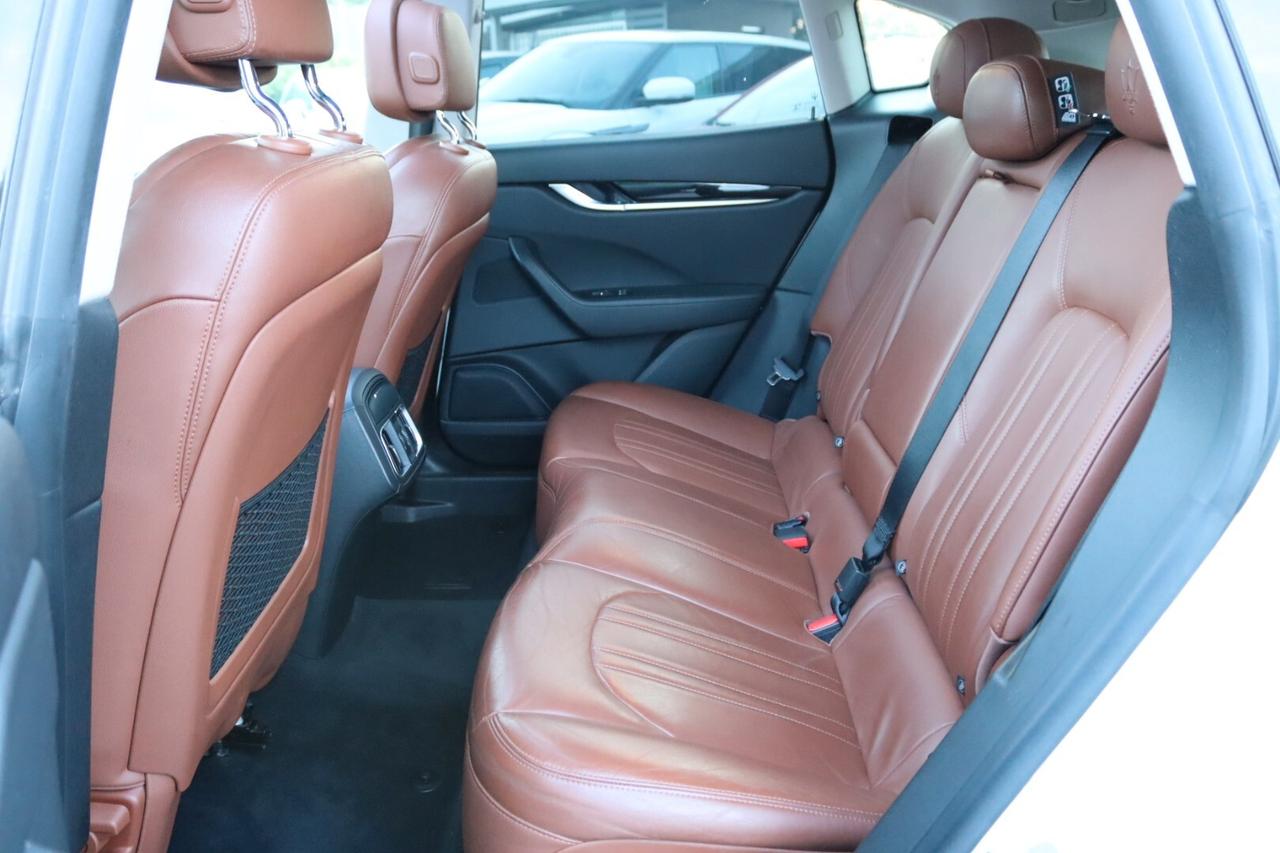 Maserati Levante V6 Diesel 275 CV AWD TETTUCCIO APRIBILE