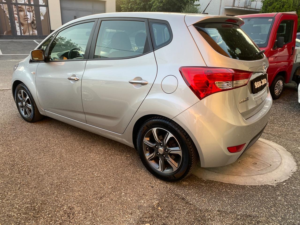 Hyundai iX20 1.4 90 CV Econext Comfort NEOPATENTATI!!!