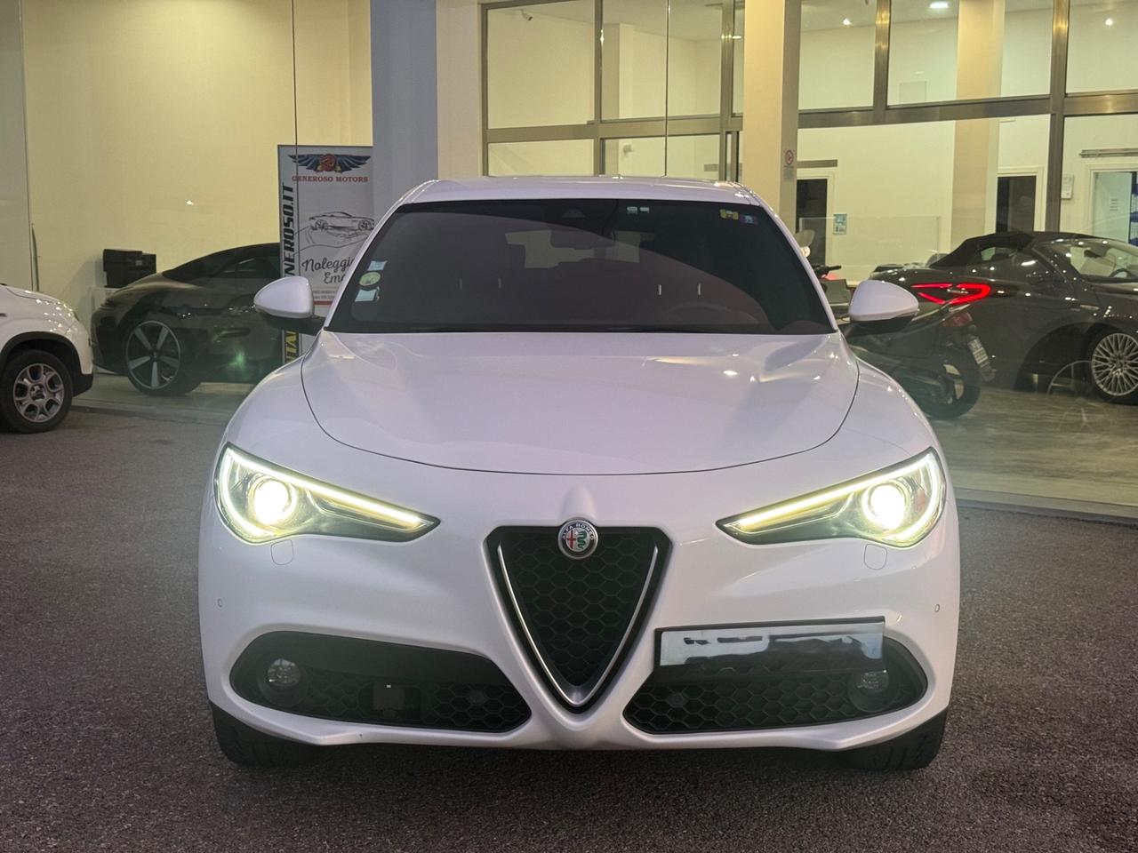 Alfa Romeo Stelvio 2.2 Turbodiesel 210 CV AT8 Q4 Super