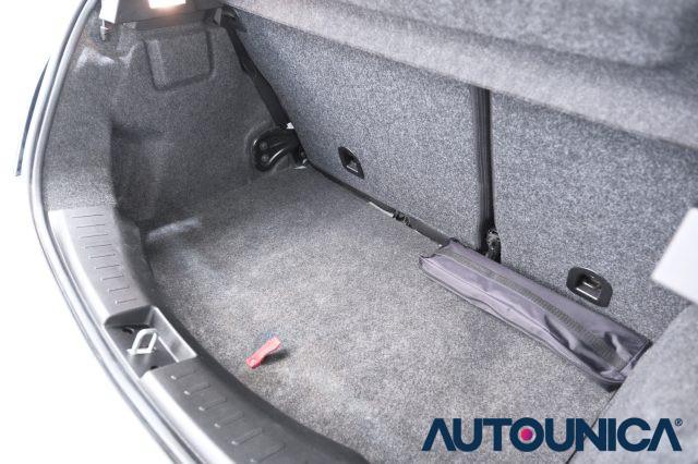 LANCIA Ypsilon 1.2 69 CV 5 PORTE S&S GOLD NEOPATENTATI