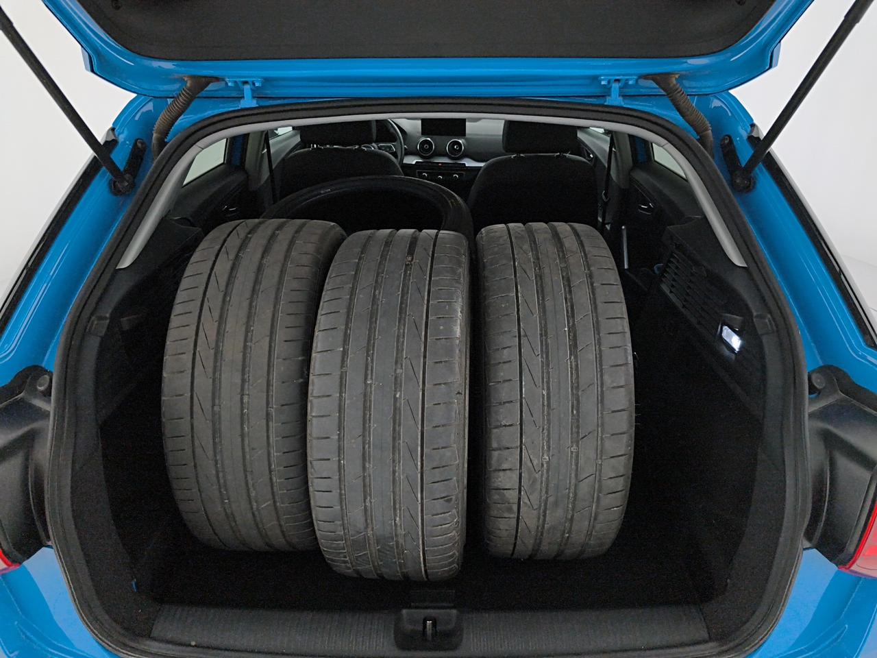 Audi Q2 35 1.5 tfsi Identity Black