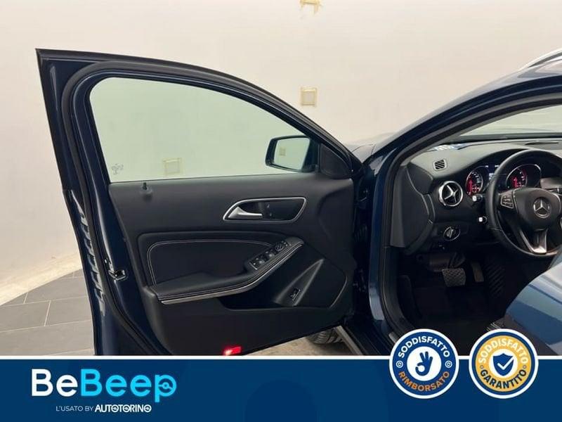 Mercedes-Benz GLA 200 D SPORT AUTO