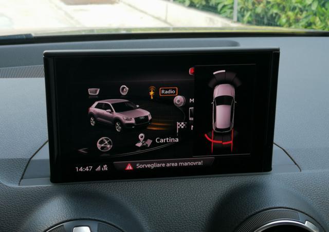 AUDI Q2 30 TDI S tronic Business Design