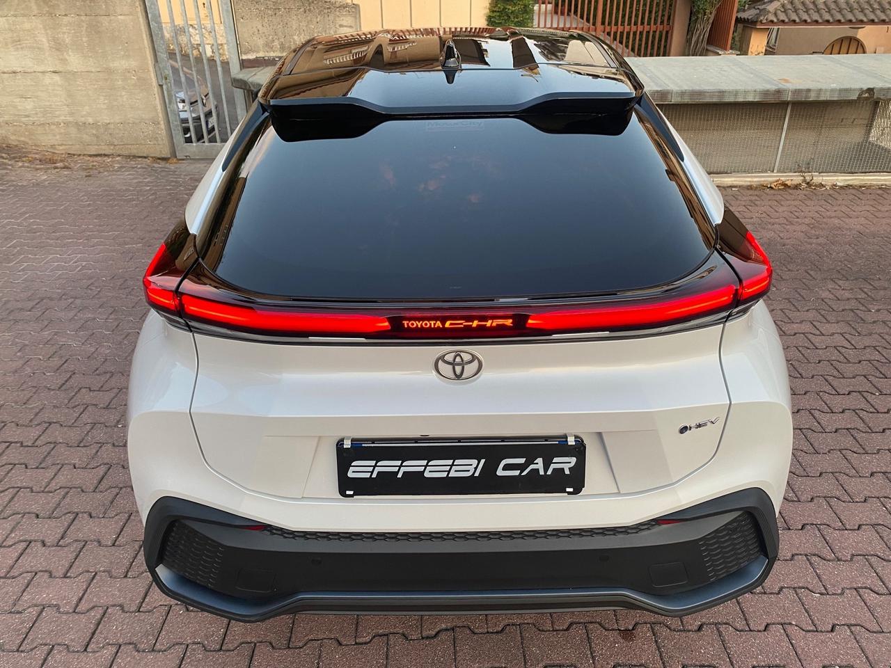 Toyota C-HR 1.8 hv Trend fwd E-CVT KM 0 PRONTA CONSEGNA