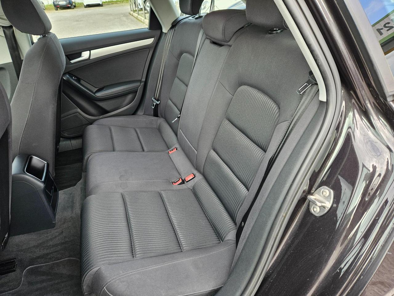 Audi A4 Avant 2.0 tdi Edition quattro 177cv s-tronic