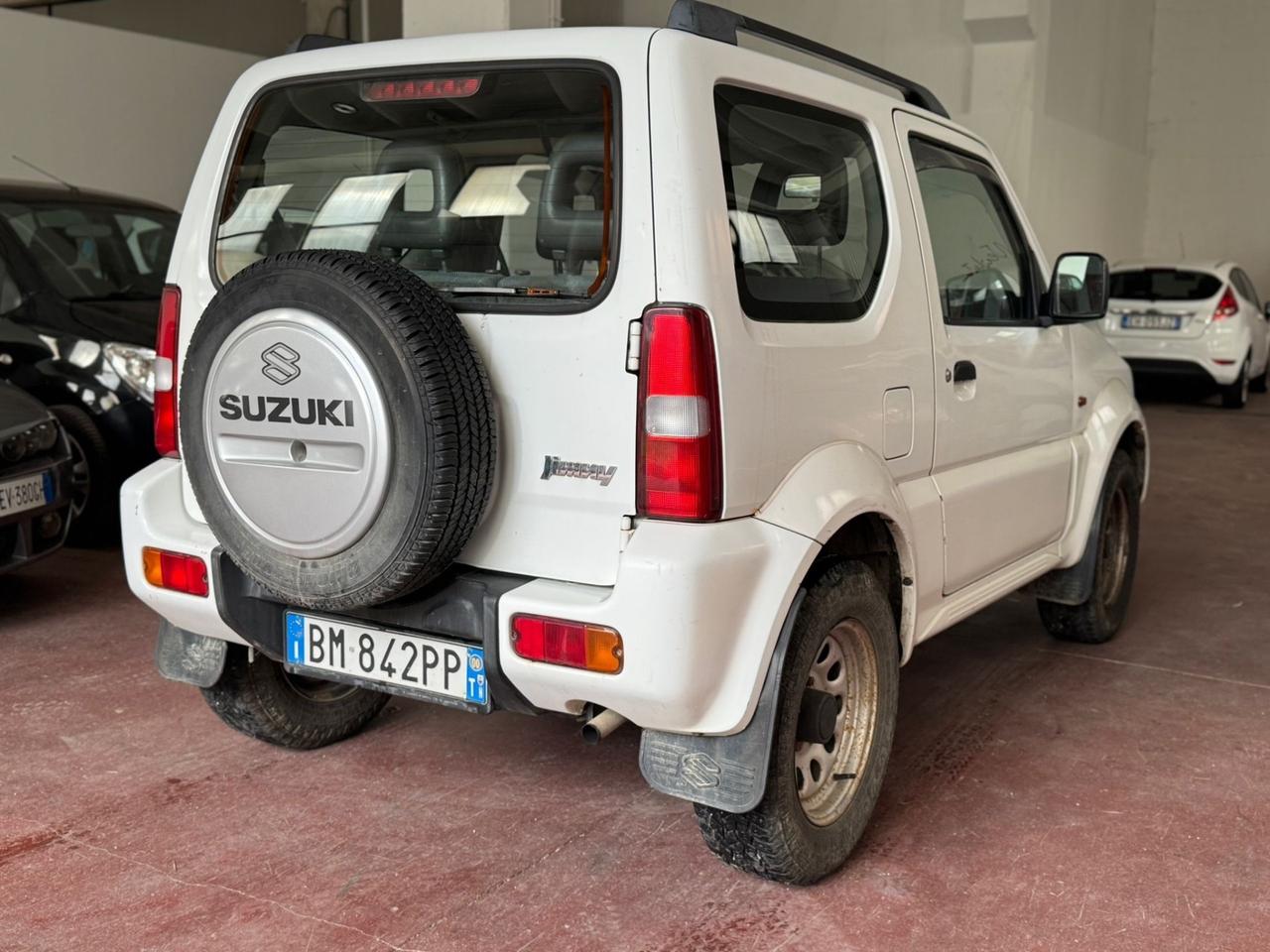 Suzuki Jimny 1.3i 16V cat 4WD JLX SI NEOPATENTATI