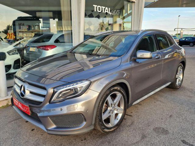 MERCEDES-BENZ GLA 200 d Automatic 4Matic Premium AMG OK NEO PATENTATI