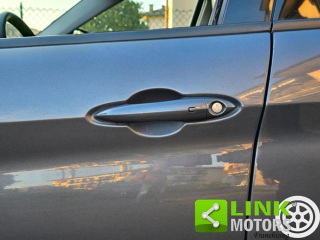 ALFA ROMEO Giulia 2.2 Turbodiesel 180 CV AT8 Business Sport