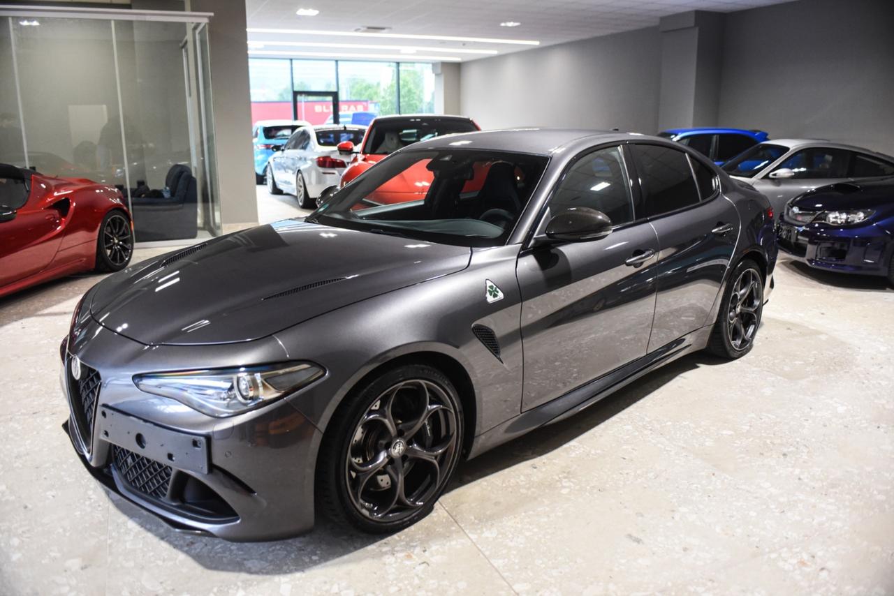 Alfa Romeo Giulia 2.9 V6 Bi-Turbo Quadrifoglio