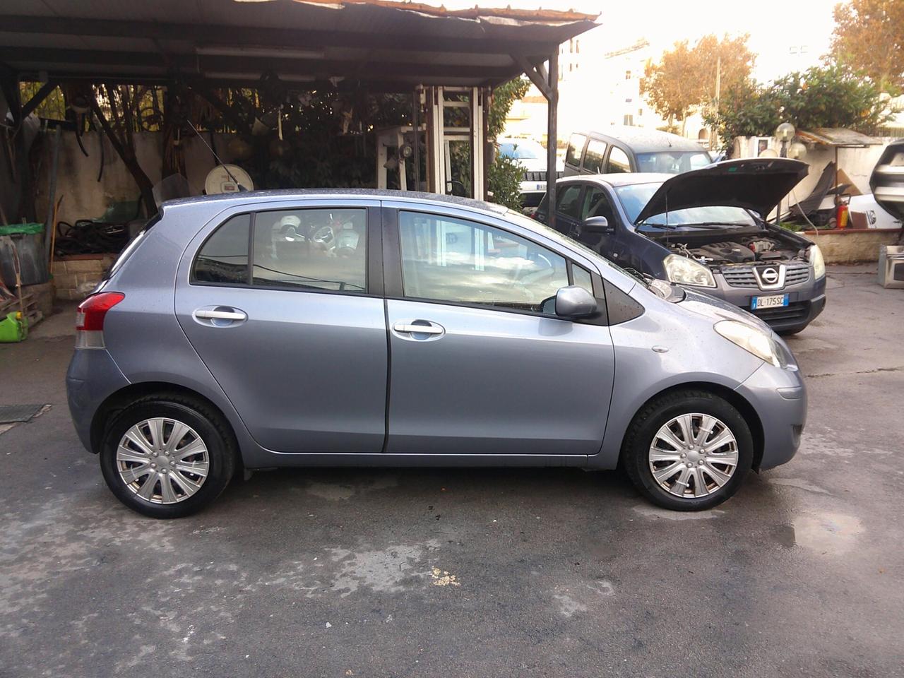 Toyota Yaris 1.3 5 porte Sol