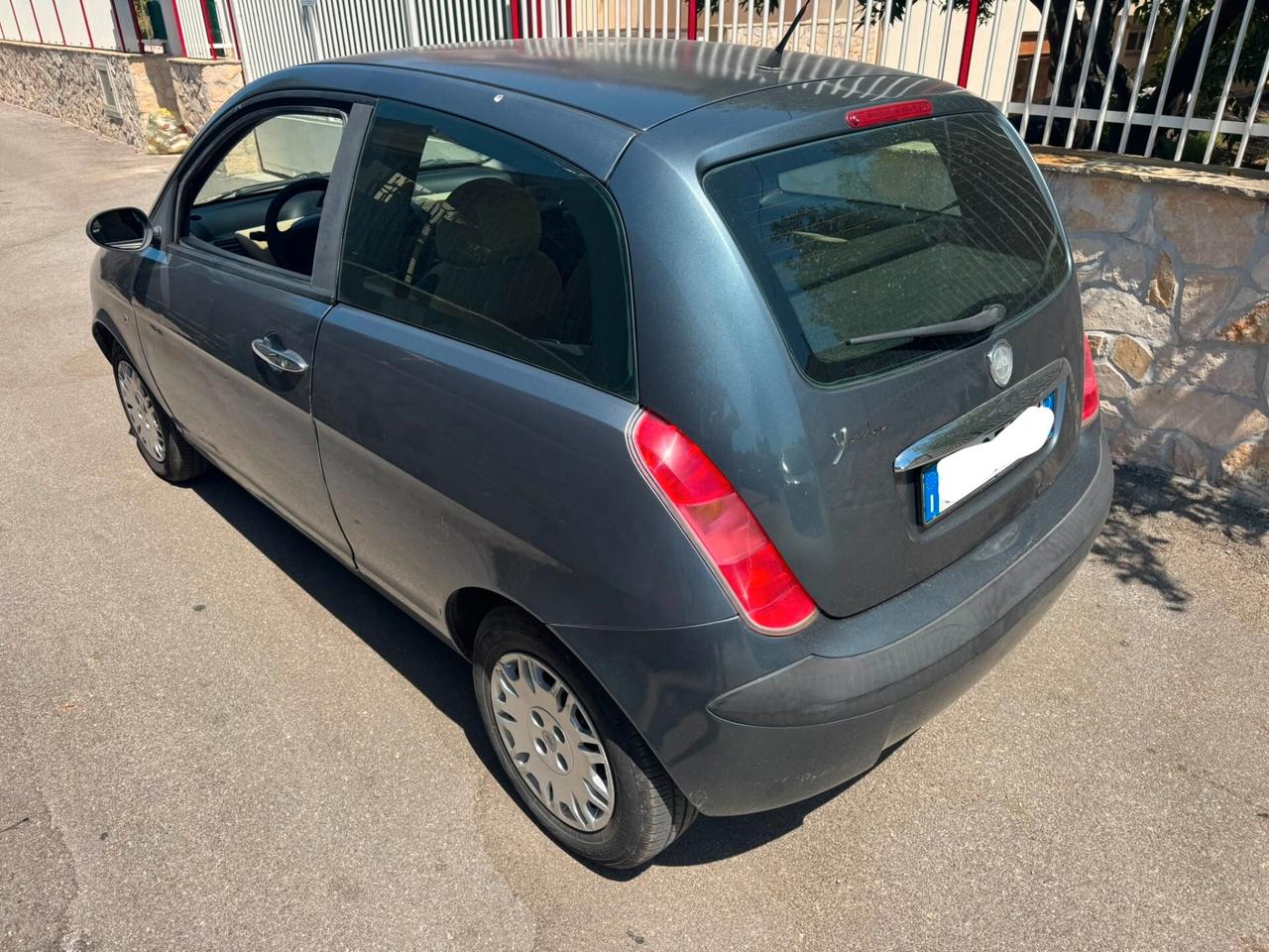 Lancia Ypsilon 1.2 16V