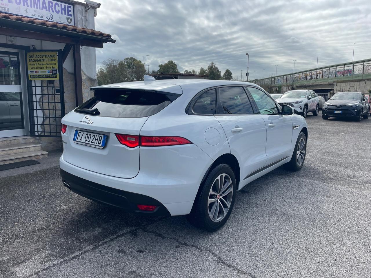 Jaguar F-Pace 2.0 D 180 CV AWD aut. R-Sport GARANZIA
