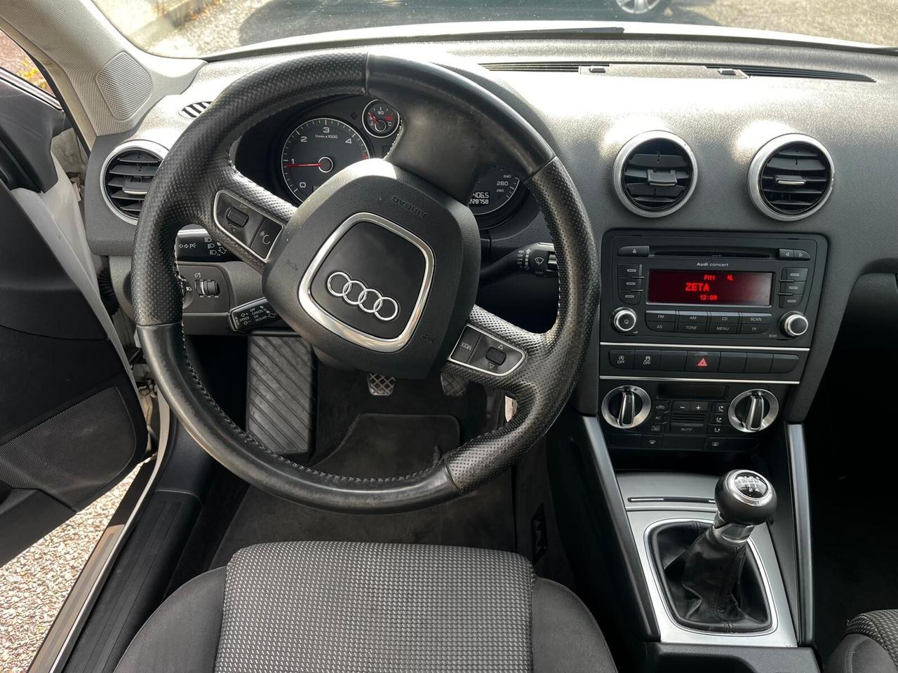 Audi A3 SPB 1.6 TDI 105 CV CR Ambition