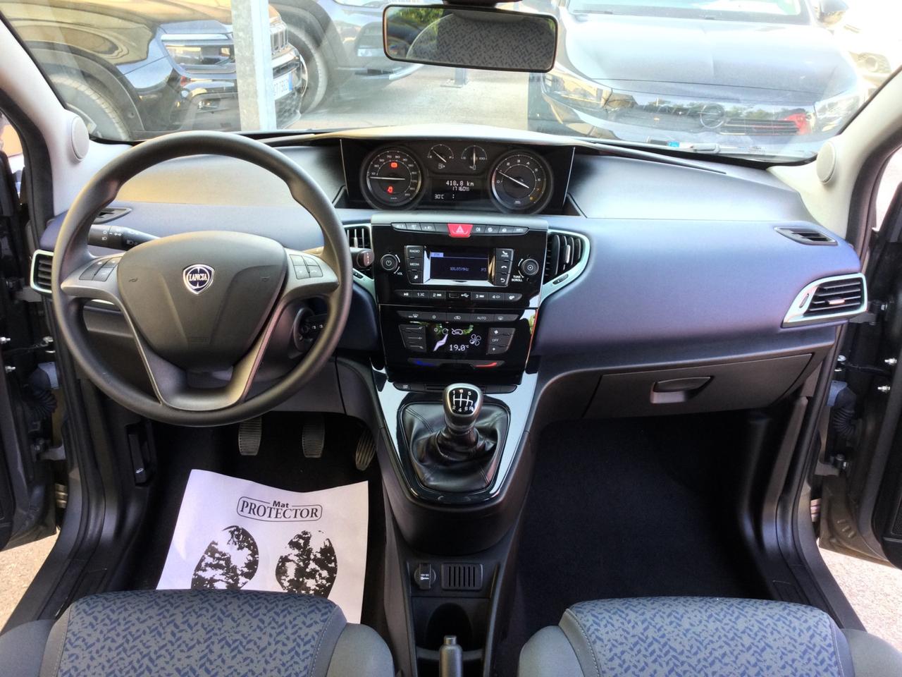 Lancia Ypsilon 1.0 FireFly 5 porte S&S Hybrid Silver Plus