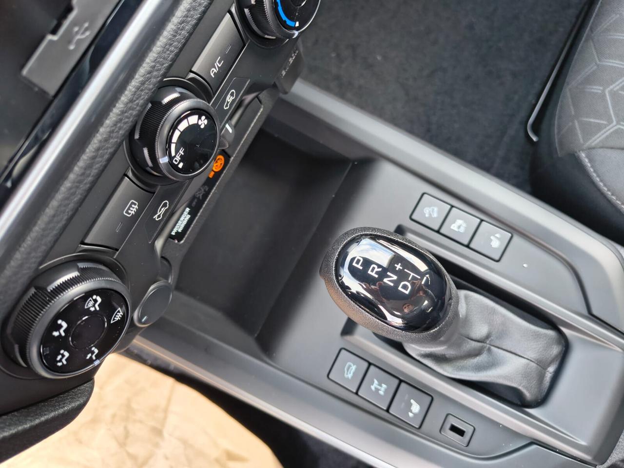 Isuzu D-Max CREW N60BB+*NUOVA PRONTA CONSEGNA*IVA ESCLUSA