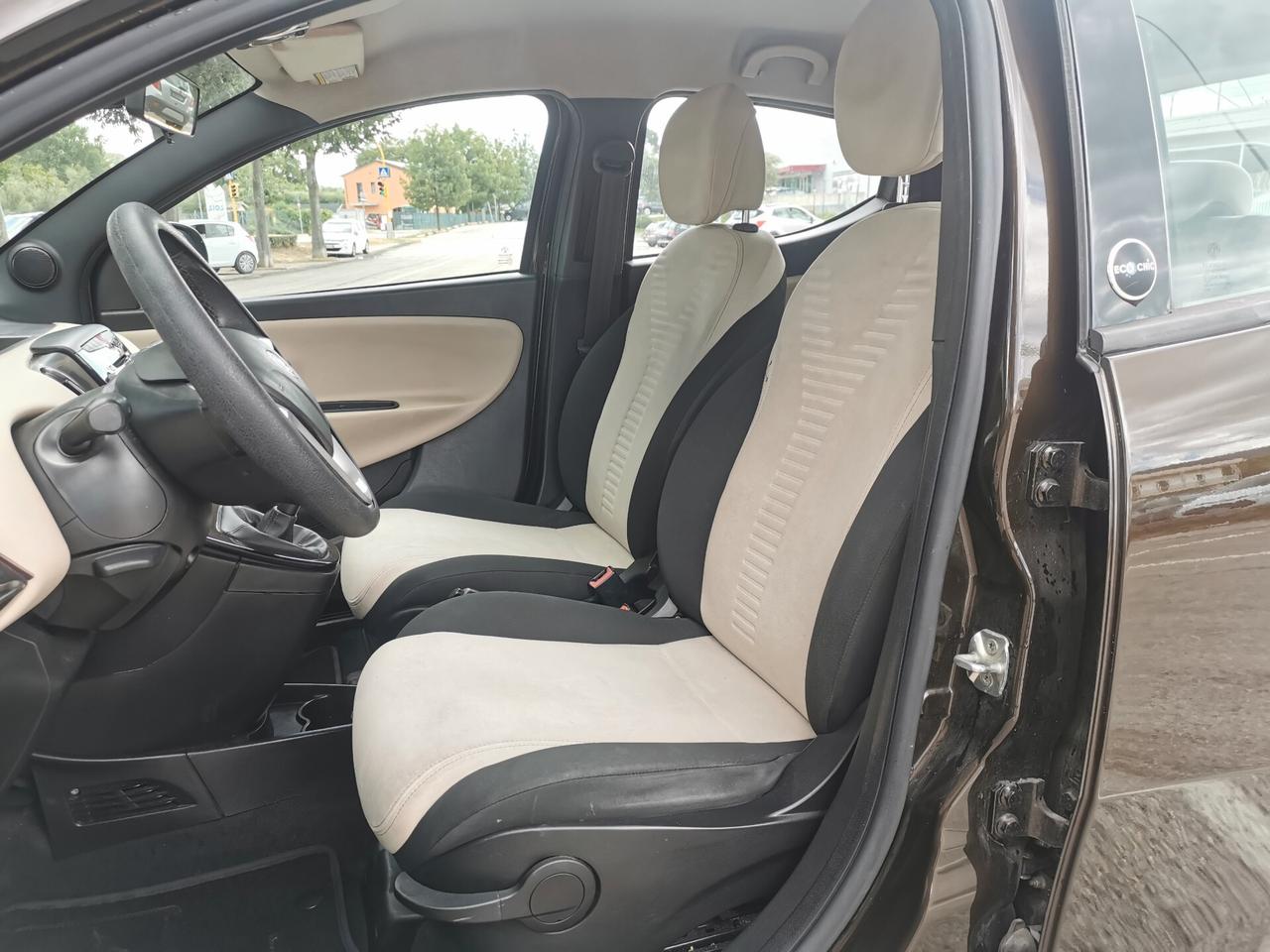 Lancia Ypsilon 1.2 GPL OK NEOPATENTATI