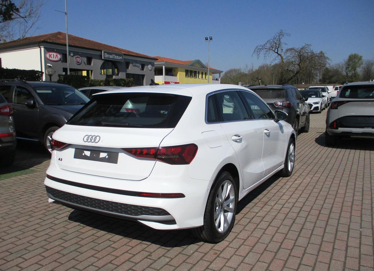 Audi A3 Sportback 1.5 tfsi mhev Business Advanced 116cv s-tronic - OK Neopatentati