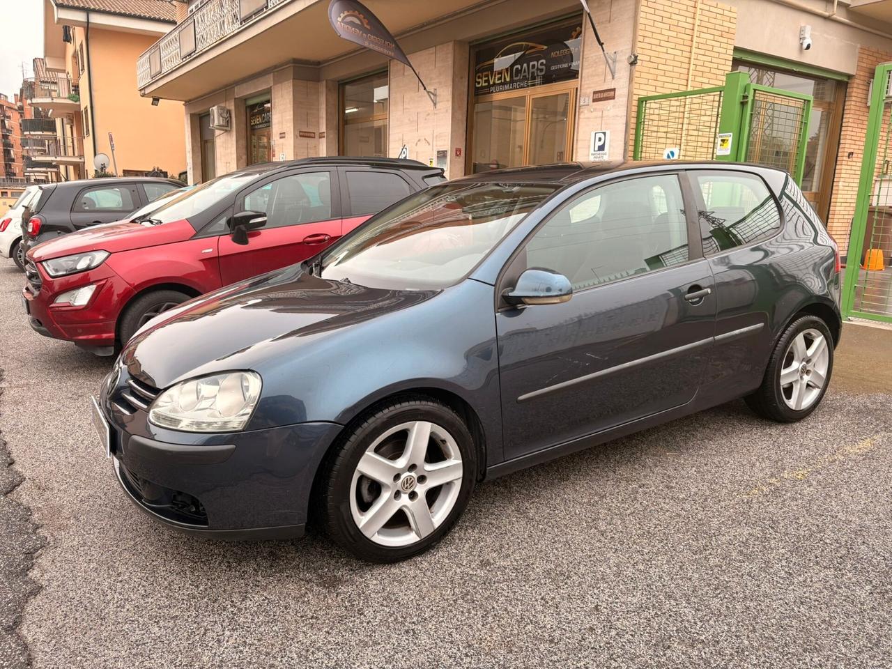 Volkswagen Golf 1.6 16V FSI 3p. Sportline