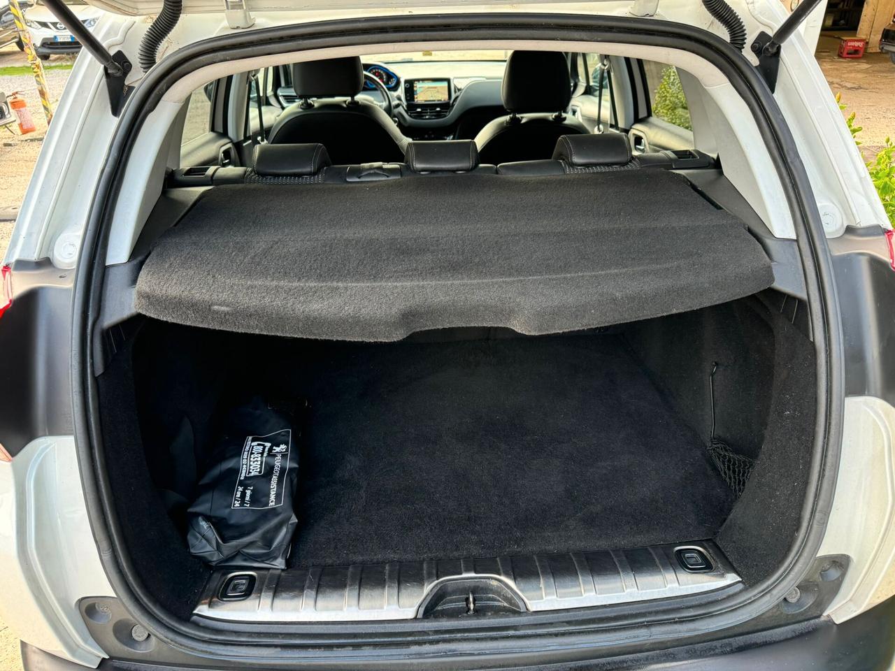 Peugeot 2008 BlueHDi 120 S&S Allure