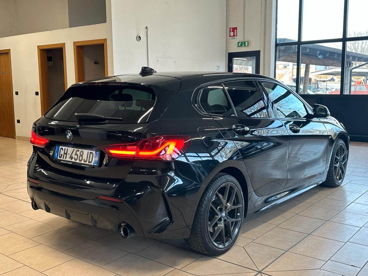 Bmw 118 d Msport auto *LUCI AMB*CARPLAY*HUD*