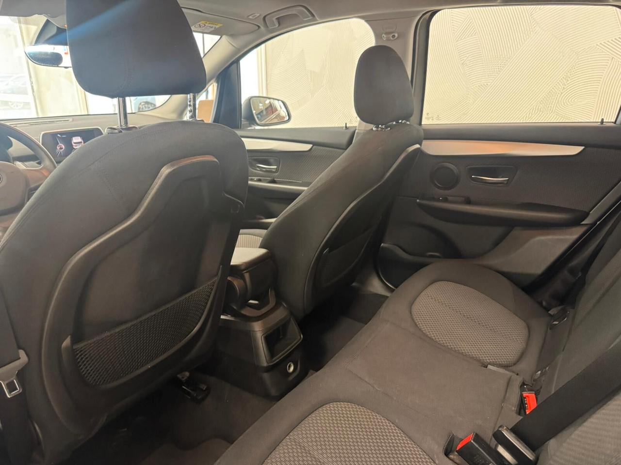 Bmw 2er Active Tourer 216d Luxury